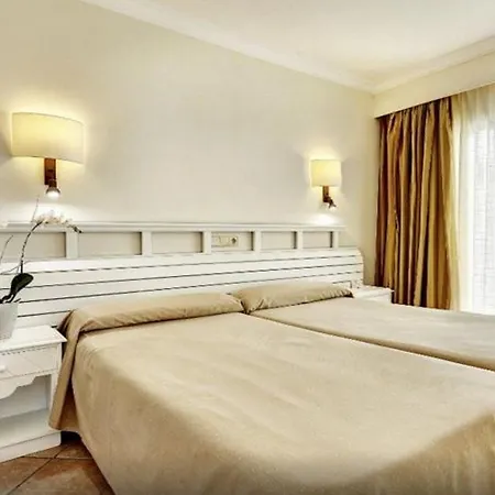 Grupotel Picafort Aparthotel 4*